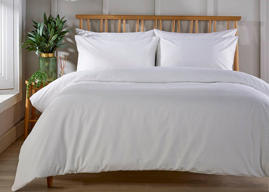 Christy "Pedro" Duvet Cover Sets in White