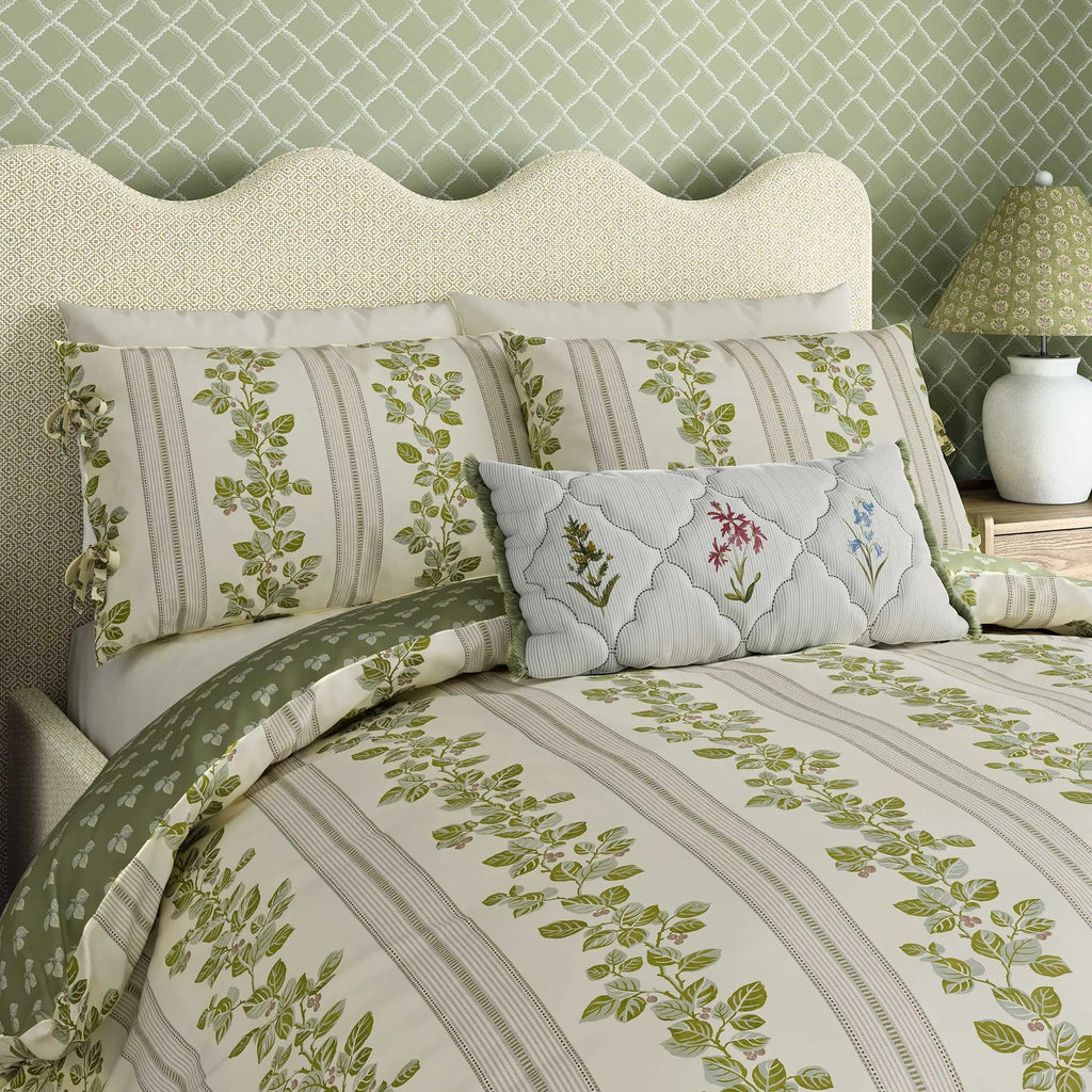 Cobnut Stripe Duvet Cover Set in Leaf Green