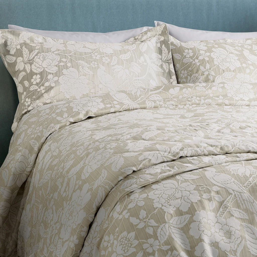 Sanderson "Pyramus" Duvet Cover Set in Linen