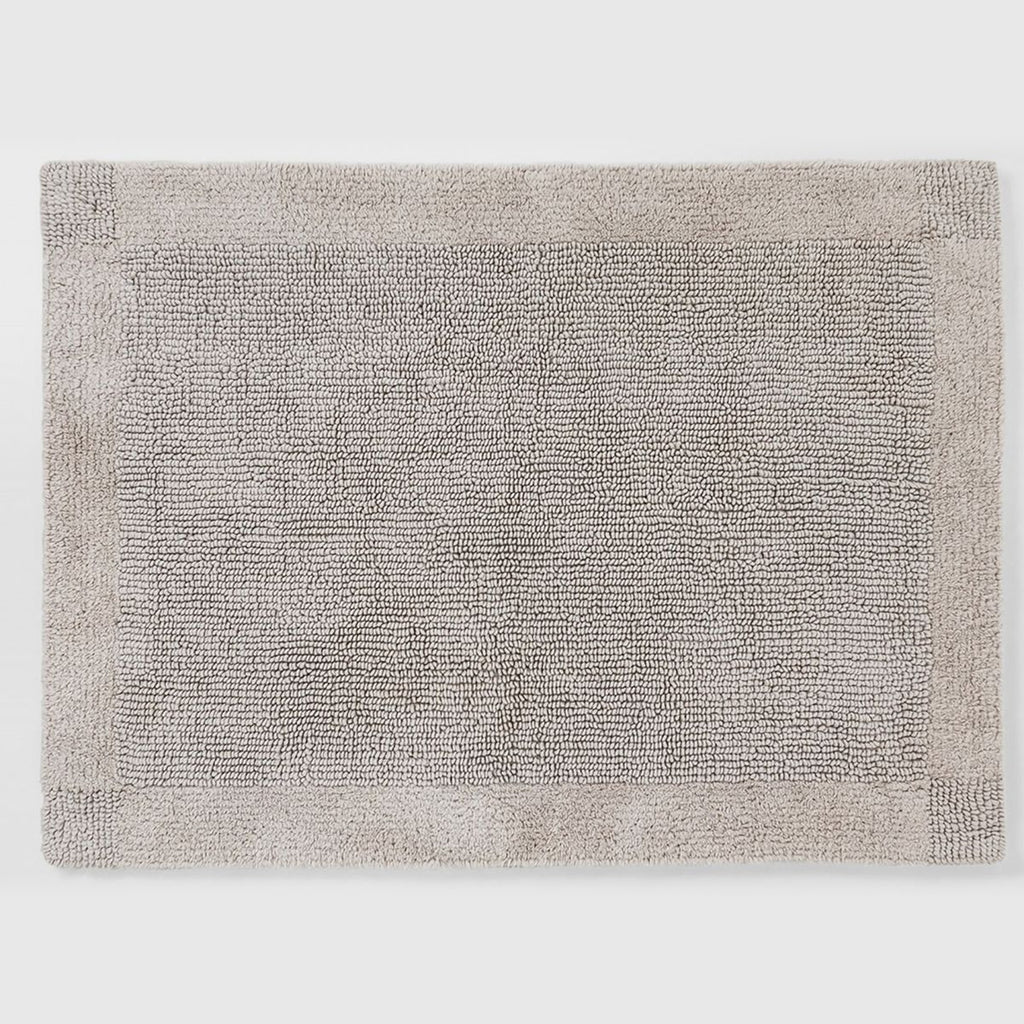 Larken Bath Tufted Rugs in Cloud Grey