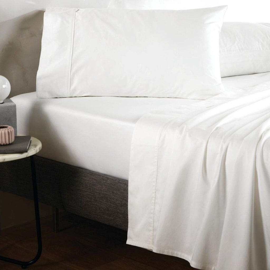 500 TC Cotton Sateen Fitted Sheet in Snow