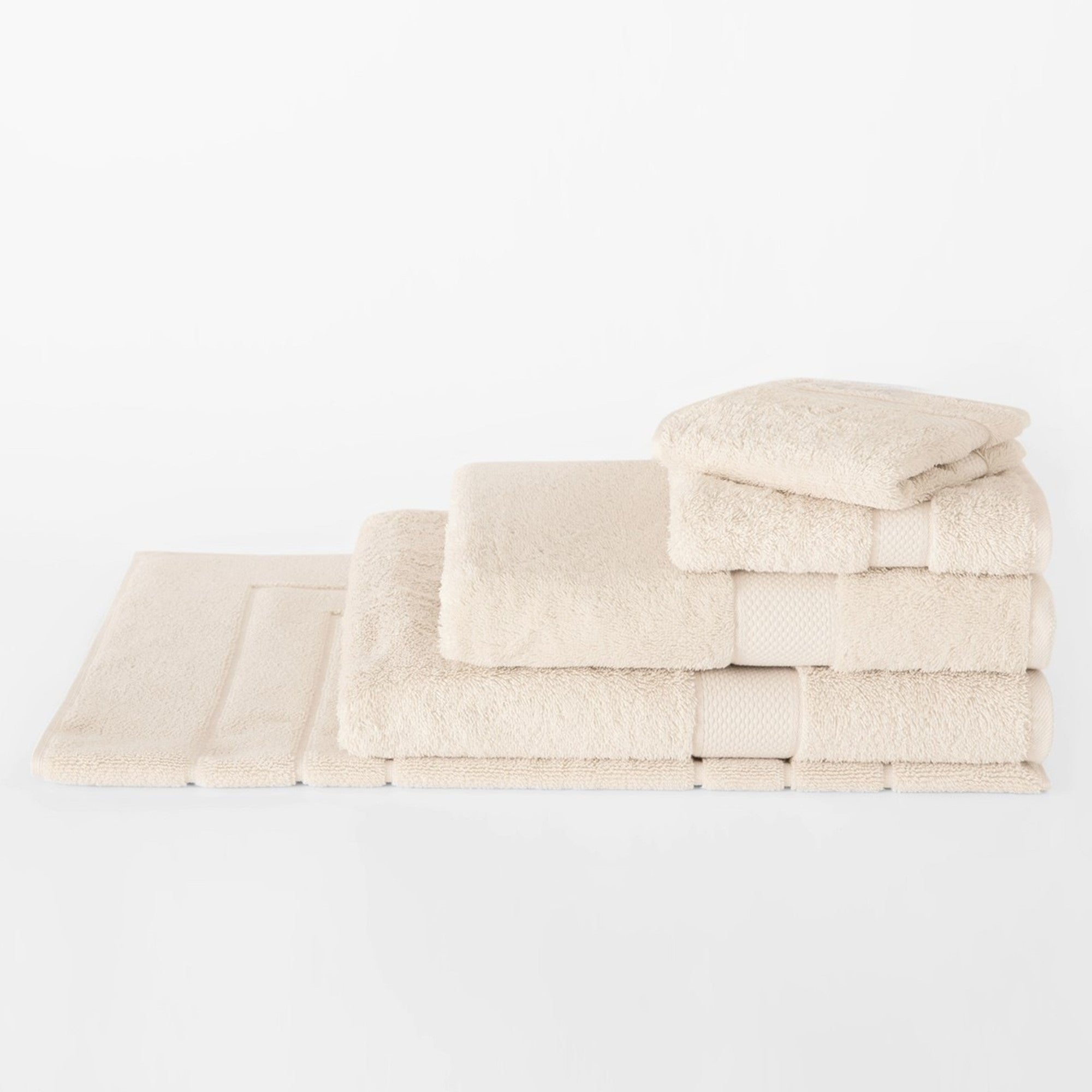 Luxury Egyptian Towel Collection in Parchment