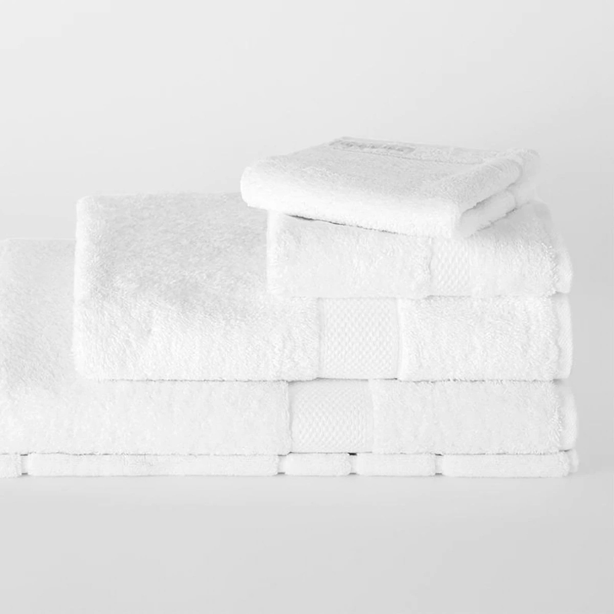 Luxury Egyptian Towel Collection in Snow