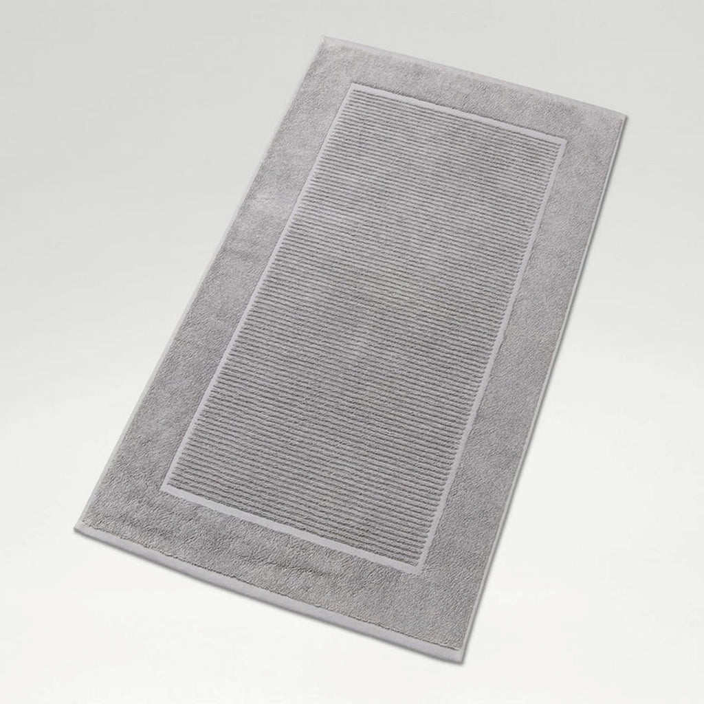 Supreme Bath Towels & Mat Collection in Silver