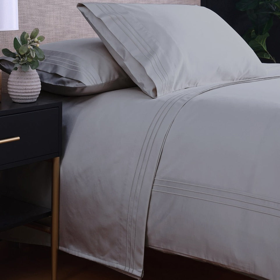 Linen Obsession "Triple Line" 500 Thread Count Egyptian Cotton Sateen Bed Linen in Silver