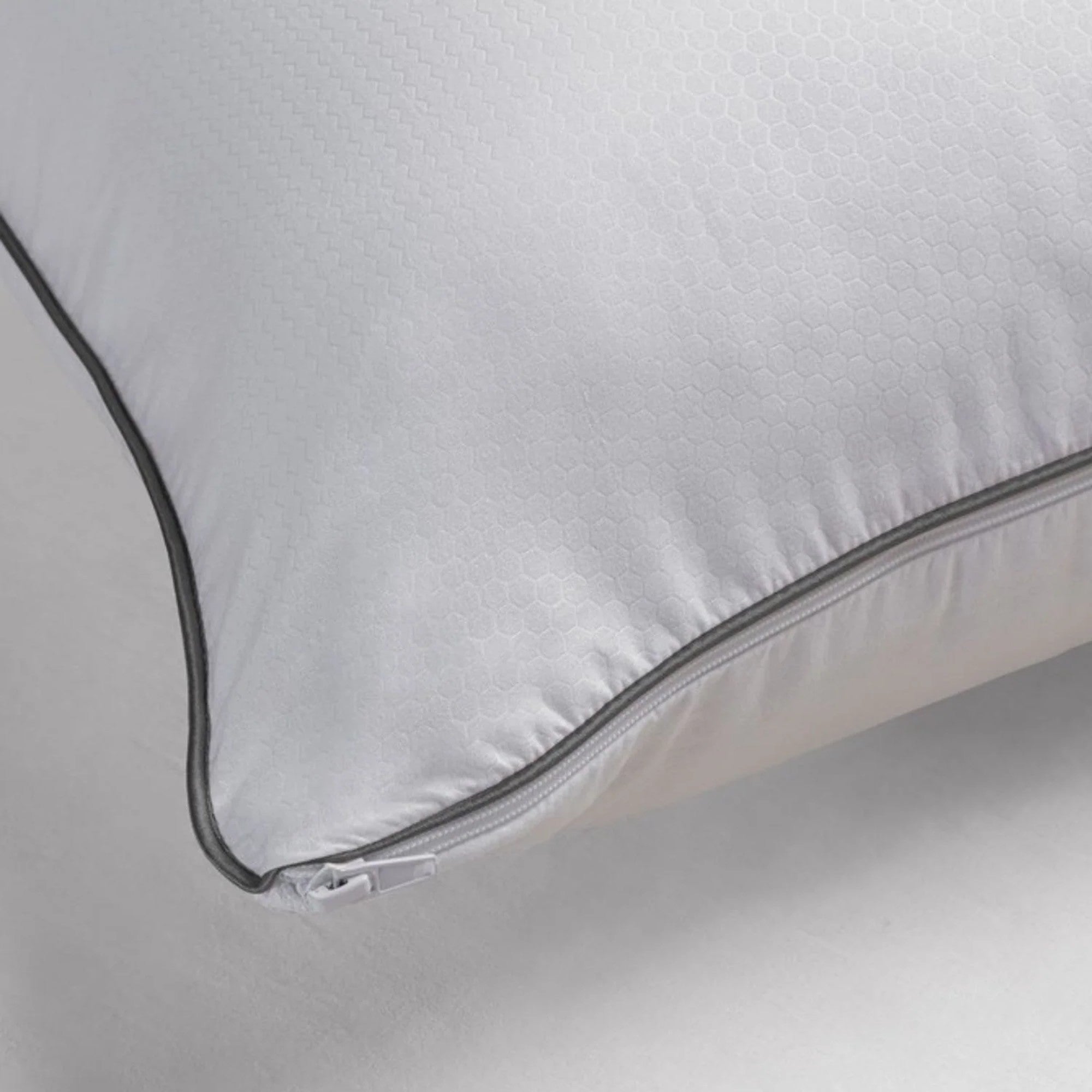 Velfont "Active" Anti-Dustmite Max Standard Pillow (3 firmnesses)