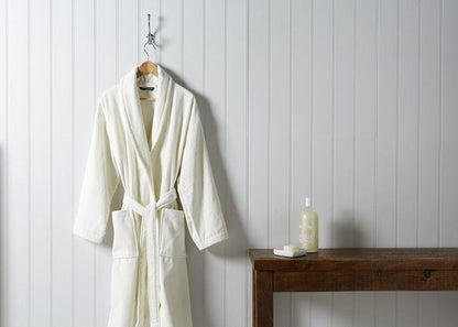 Christy "Supreme Robe" in Cream (Almond)