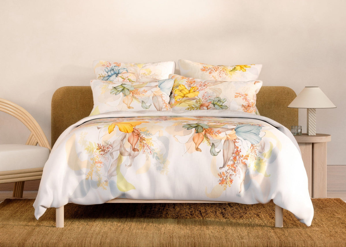 Treni Duvet Cover Set in White